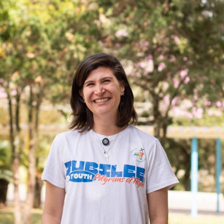 Sempre-aluna do Colégio Medianeira participou do Jubileu em Roma