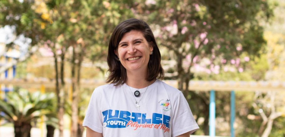 Sempre-aluna do Colégio Medianeira participou do Jubileu em Roma