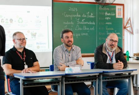 Provincial da Companhia de Jesus visita o Colégio Medianeira