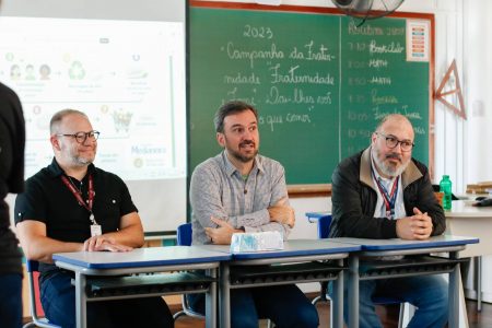 Provincial da Companhia de Jesus visita o Colégio Medianeira